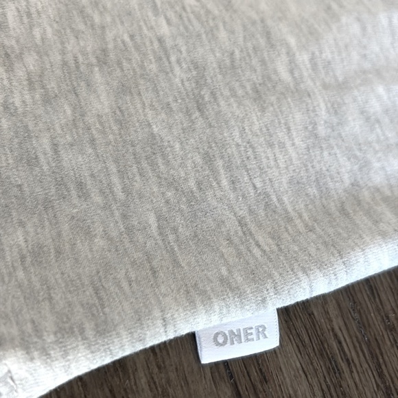 NWT [Oner Active] Fitted Racerback Cropped Light Grey Tank Top Women’s X-Large - Picture 9 of 15